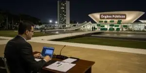 Órgãos Públicos